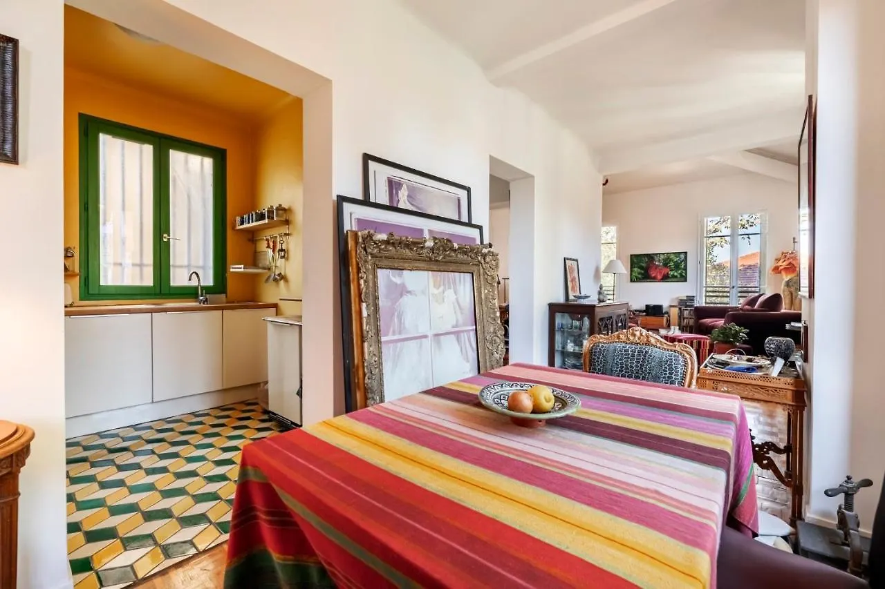 Veeve - Eclectic Delights Apartment Paris