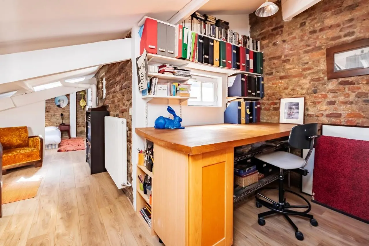 Veeve - Eclectic Delights Apartment Paris 0*,  France